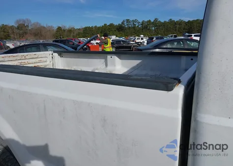 2006 Ford F-250 Xl/Xlt z USA, uszkodzony, nr VIN 1FTNF215X6EC85425